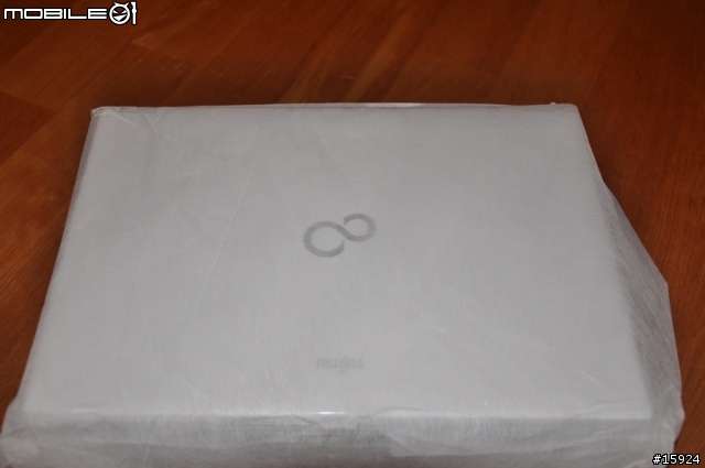 [開箱] 人生第一台筆電 Fujitsu LifeBook SH560B