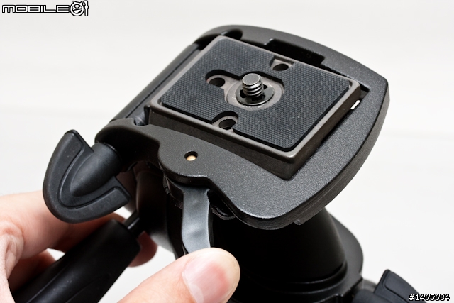 Manfrotto 7301YB - 搭配三向雲台的輕便腳架