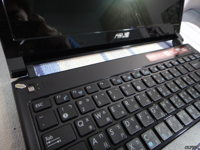 『外型再進化 輕薄美型機 』ASUS UL30Vt
