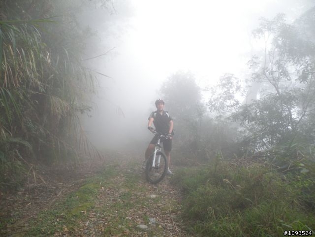 沙溪林道路不通,轉戰多納林道去!