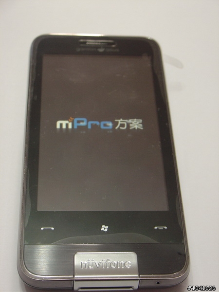 [半開箱]糊裡糊塗入手 Garmin-Asus M10