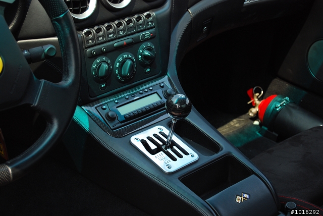 575、大黃蜂&R35 in夢時代