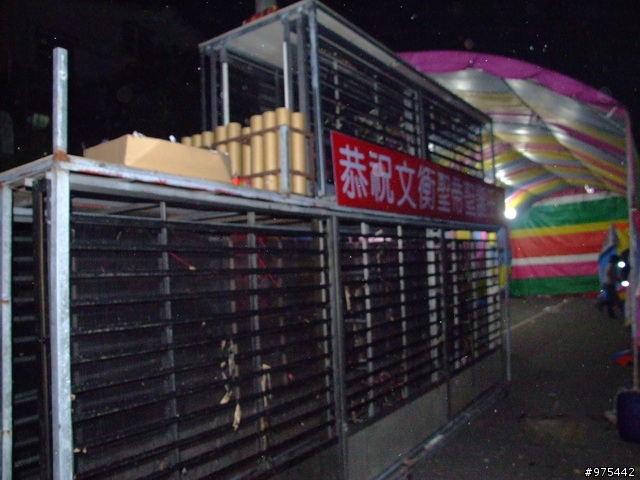 鹽水蜂炮之遊(我的相機嗚嗚)已經全部上傳完畢