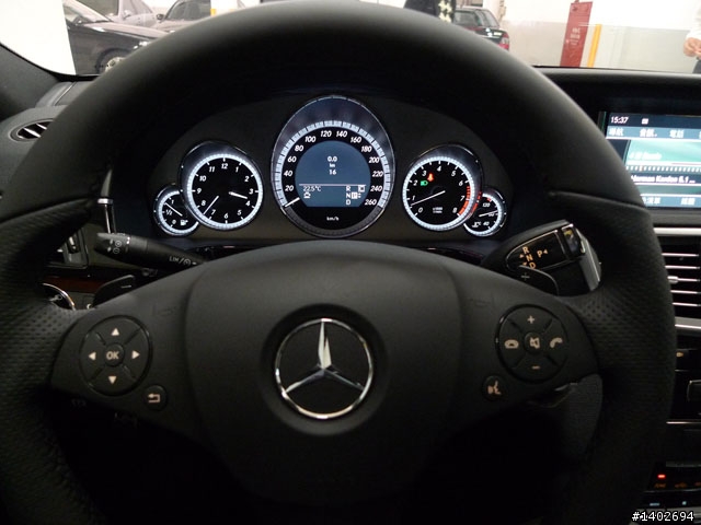 E350 AMG 終於給他交車了