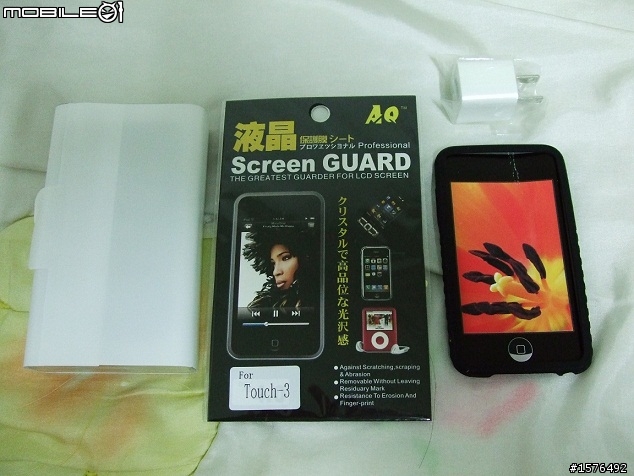 [不專業開箱]iPod Touch 3代 64G (包膜了，新增許多照片，就不開新版了)