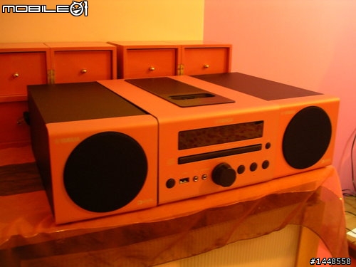 what color is your life? My life is PINK!YAMAHA MCR-040 iPod...粉紅甜心...音響試聽