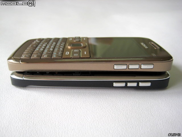 [分享] Nokia E72 隨時隨地，一手掌握工作優勢