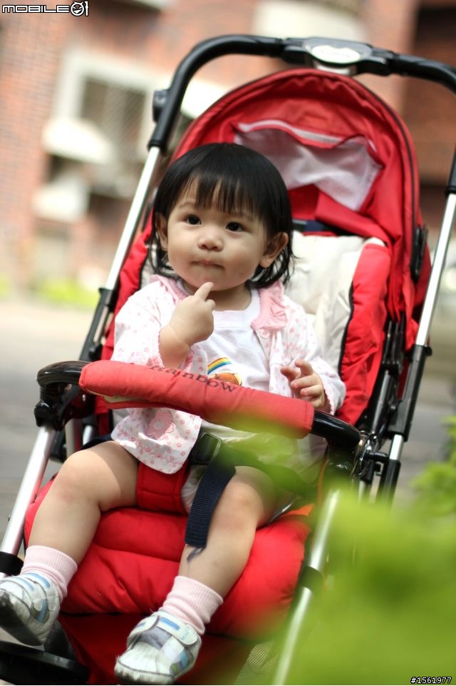 Canon 550D+50mm F1.4 戶外拍小孩
