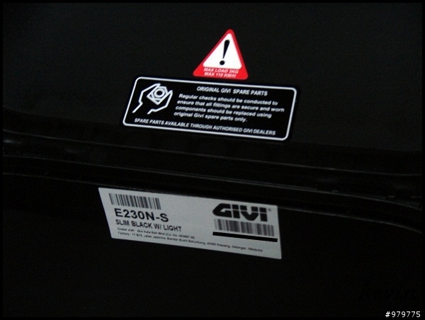 [開箱]givi E230N 和 givi後架 on 我的小黃勁戰