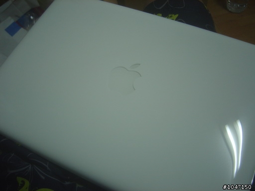 [非專業開箱-圖多] Macbook 小白快速開箱...圖片有點糊..