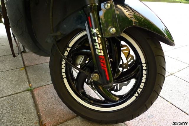 [七年老RV180 efi拉皮大改造 第一彈!]brembo輻卡+大螃蟹+arrow碳纖維管+BITUBO後避震!