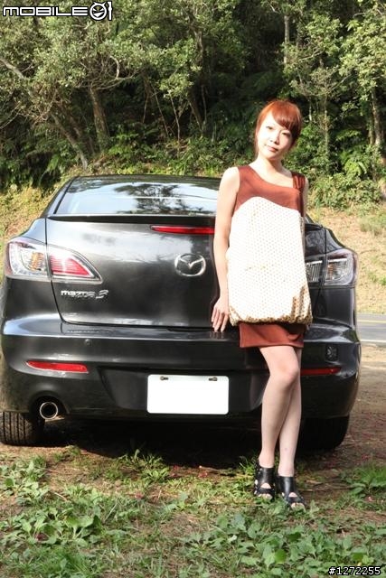 2010 NEW MAZDA 3+好正點的小妞