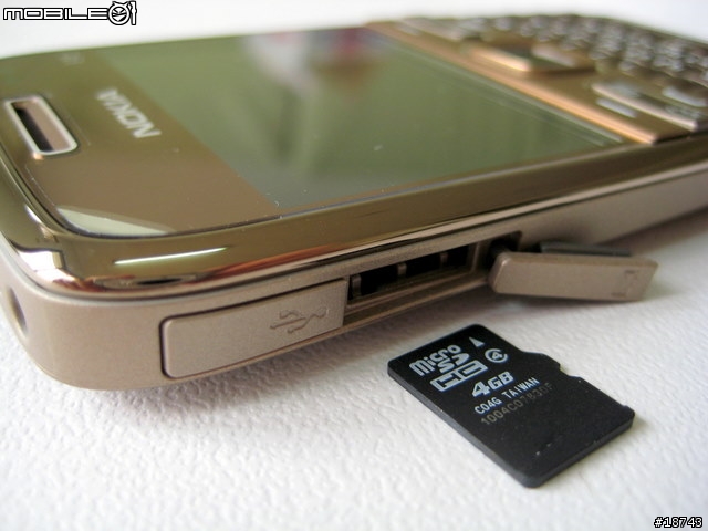 [分享] Nokia E72 隨時隨地，一手掌握工作優勢