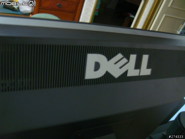 DELL U2711 台灣搶先開箱～～