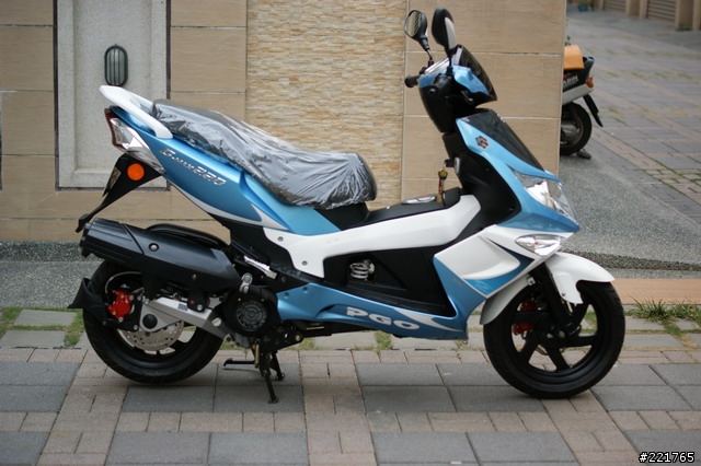 (開箱)PGO G-MAX 220 EFI 水藍白
