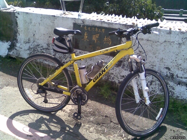 虎年首發-原路來回之爆累東眼山，初試Off Road~