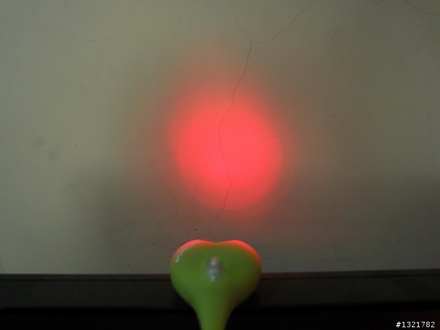 閃到瞎！爆亮骷髏燈SKULLY  分享