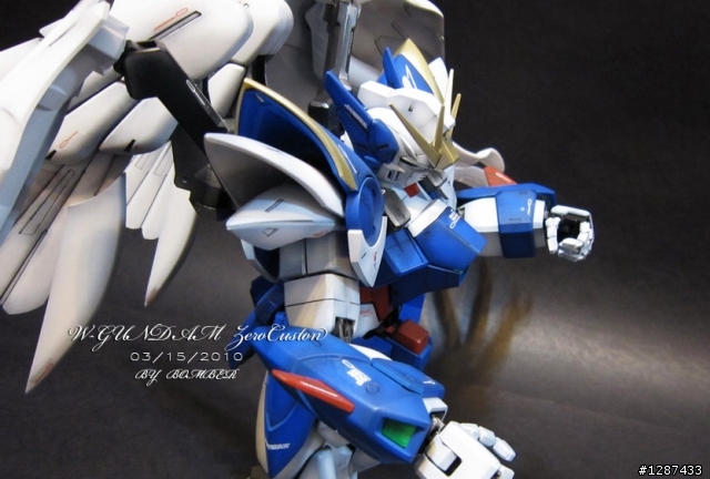 BOM小弟第四彈   PG-Wing GUNDAM Zero Custem  之嘔心泣血之作