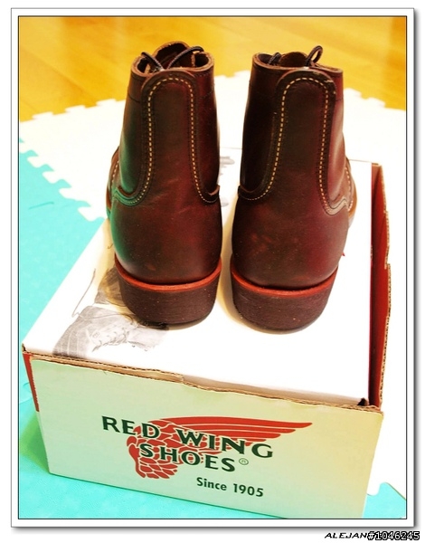 [分享]再開一箱Red Wing 8111 (附實穿圖)