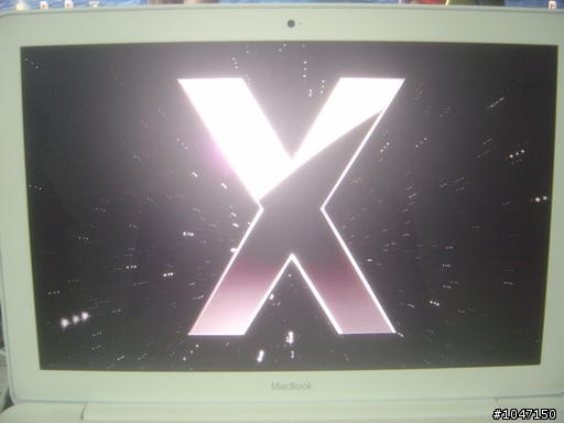[非專業開箱-圖多] Macbook 小白快速開箱...圖片有點糊..