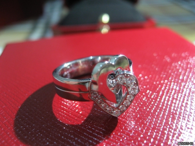 吃"丸"壽司後的[開箱] C HERAT OF CARTIER RING