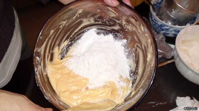 [DIY] 動手做焦糖香蕉蛋糕