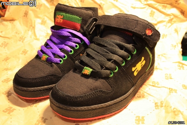 [不專業開箱]之IPATH板鞋