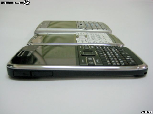[分享] Nokia E72 隨時隨地，一手掌握工作優勢