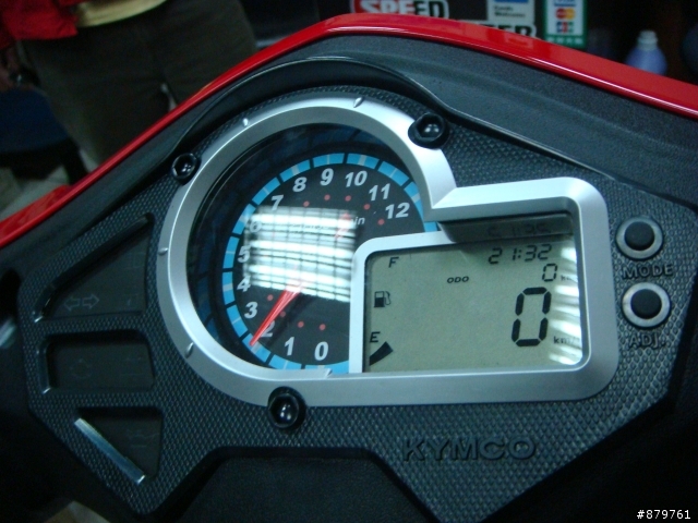 [簡單開箱]  VJR 110 & Racing 150 Fi