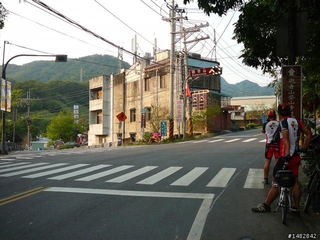 【相片分享】觀音山中直路崩山巷