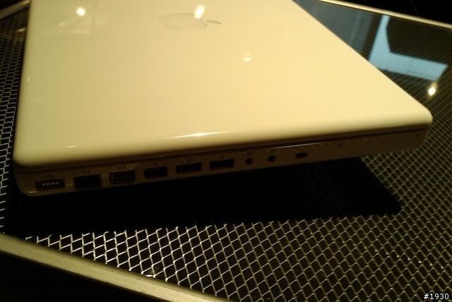 [分享]MacBook的foof內袋以及超便宜散熱方案