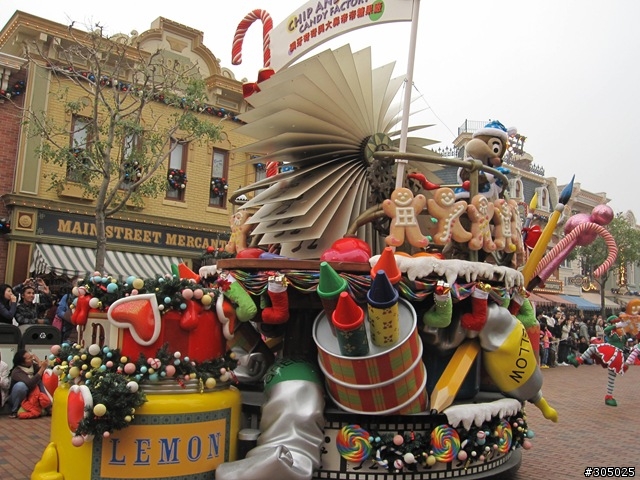 [香港] 虎年港澳遊‧第2天昂坪360纜車‧滿記甜品‧東薈城 Outlet‧香港迪士尼歡樂世界‧青衣城