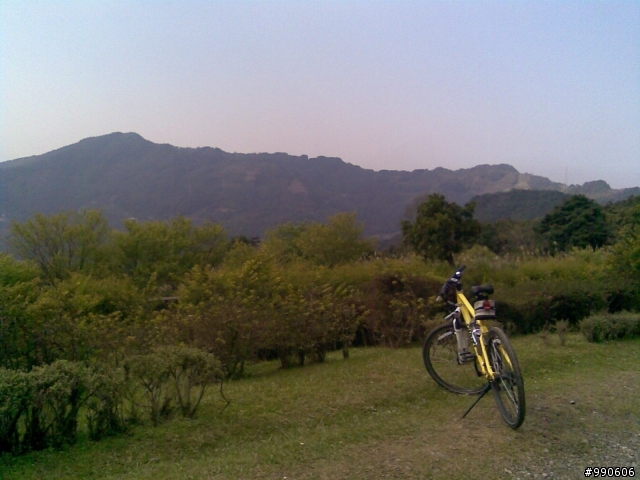 虎年首發-原路來回之爆累東眼山，初試Off Road~