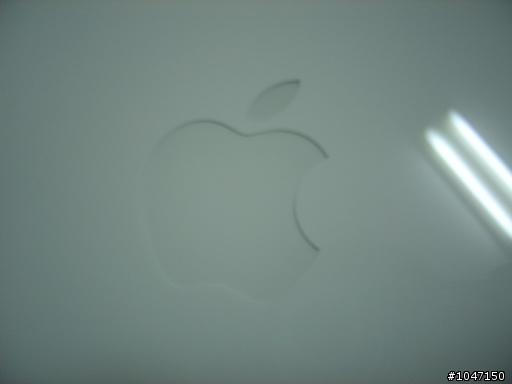 [非專業開箱-圖多] Macbook 小白快速開箱...圖片有點糊..