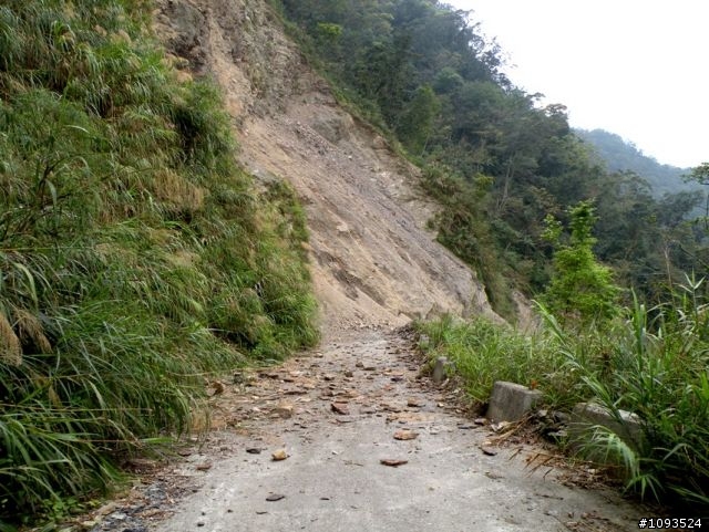 沙溪林道路不通,轉戰多納林道去!
