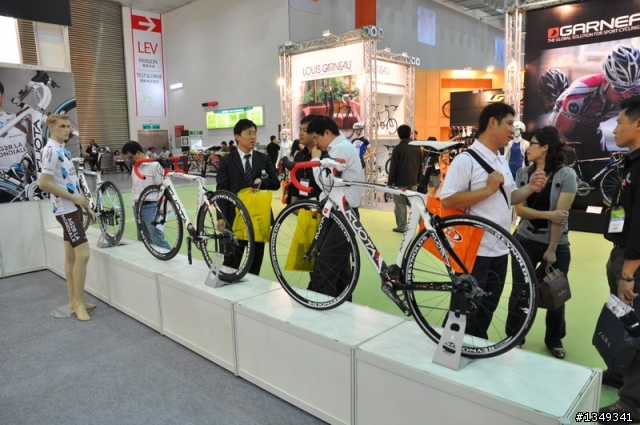 [分享]2010南港國際自行車展，分享照片連結先。