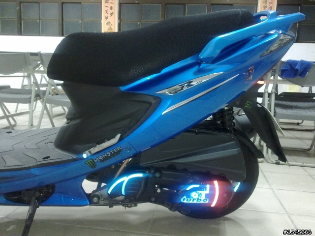 GSR  尊爵版  避震？