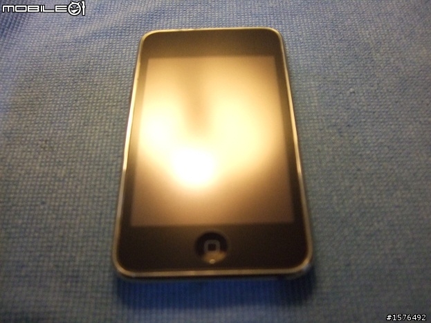 [不專業開箱]iPod Touch 3代 64G (包膜了，新增許多照片，就不開新版了)