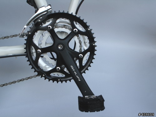 新手上路,這4台不知道該選哪台,懇請幫忙,謝謝!(STARBIKE S-T2B20吋21速折疊車6300元和【Global Force 】20吋24速折疊車5999元)