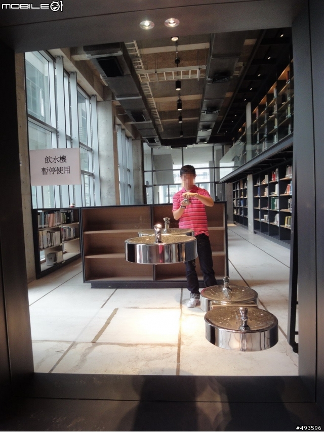 實踐大學新圖書館開箱文(圖多)!!!(啊箱勒= =)