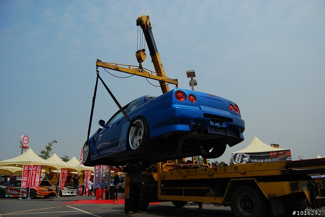 575、大黃蜂&R35 in夢時代