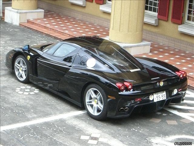 07年東京遇到的黑色Enzo
