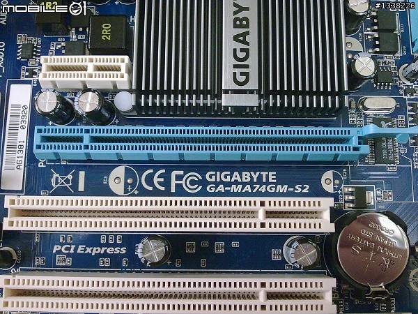 [開箱]技嘉MA74GM-S2與肥嫩 II X3 705e的成功開核初體驗