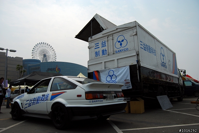 575、大黃蜂&R35 in夢時代