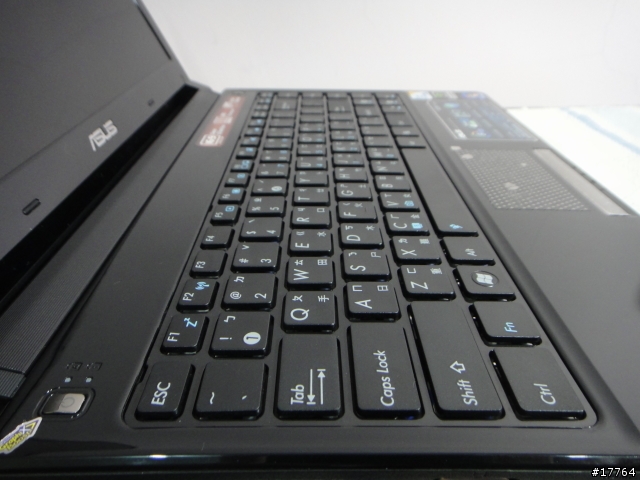 『外型再進化 輕薄美型機 』ASUS UL30Vt
