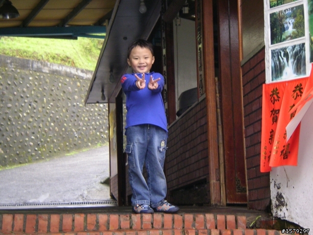 [照片分享]3/14 快樂羽球隊石碇-平溪 4+2約騎加碼5分山氣象站