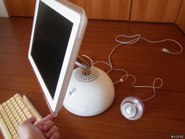 [圖多文少] iMac 老中青三代同堂