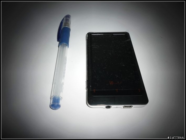 行動的黑鈦郎  人因ＵＣ６０９（開箱）