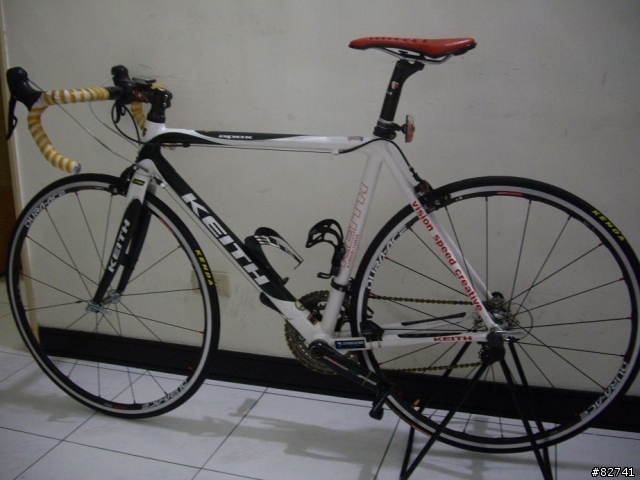 【開箱文】窮鬼也需要一組好輪~~Dura-Ace Wheels CL Clincher 7850 C24~~
