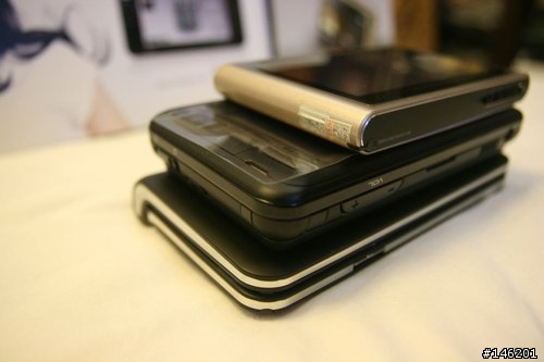 全球最小3G小筆電-UMID M1 3G版不專業開箱文分享